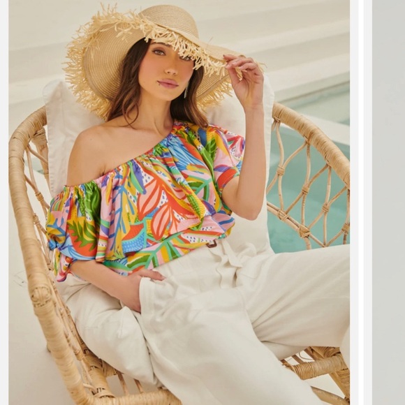 Off the shoulder crop top by Sugarlips - Picture 2 of 9